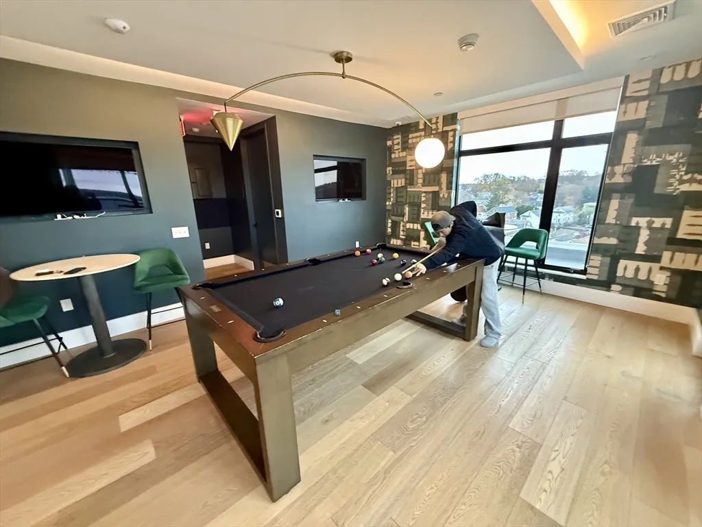 191 Washington St, Brighton