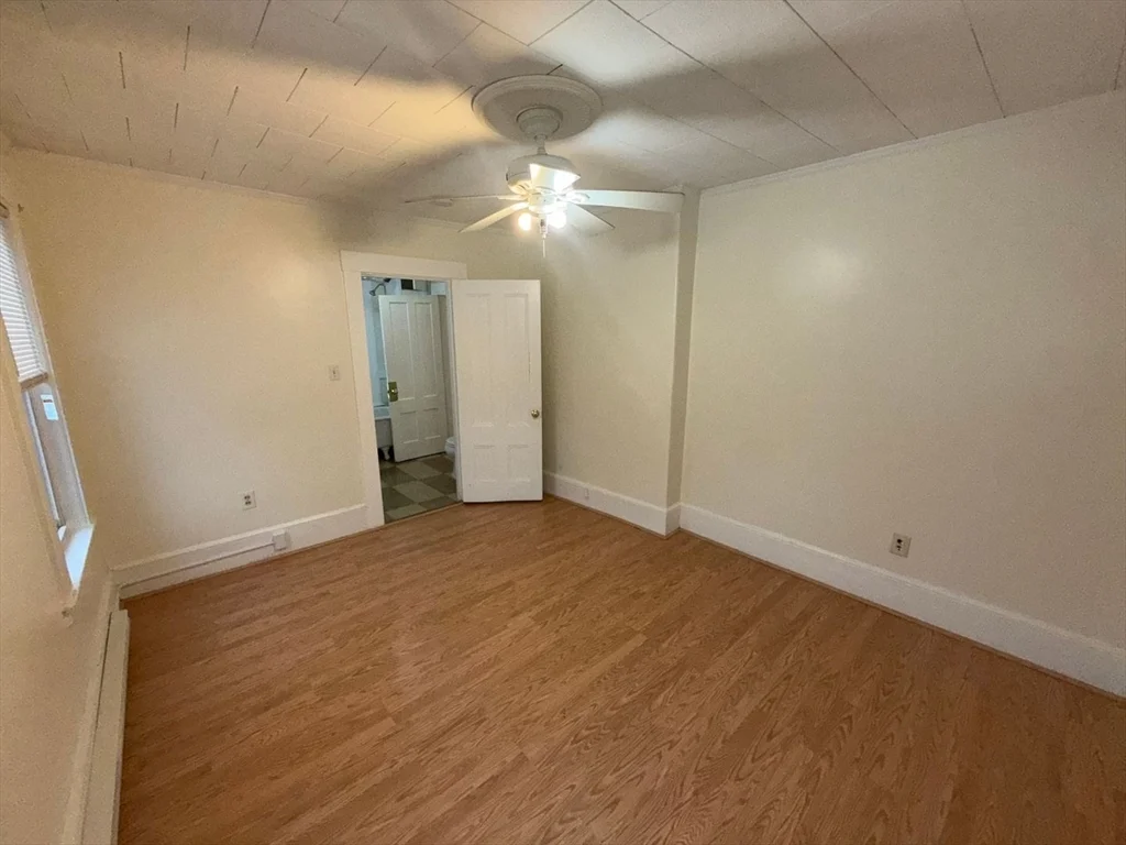 36 Second St, North Andover