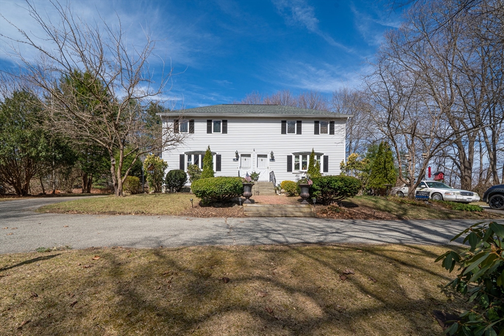 9 Greylock Ave, Shrewsbury
