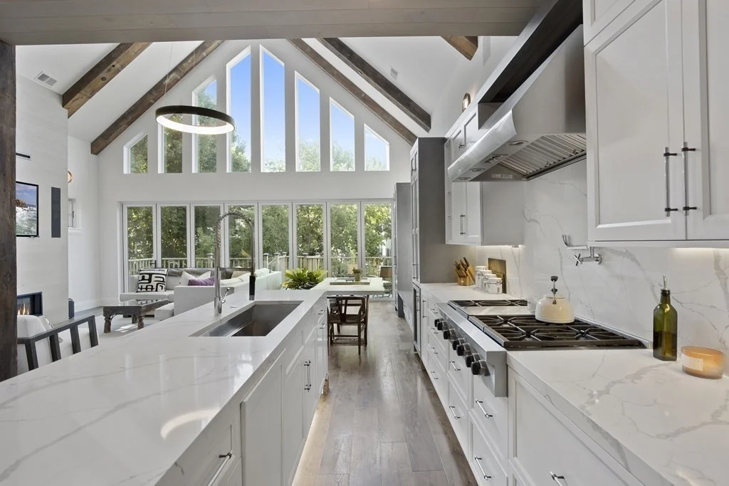 719 E 2nd St, South Boston