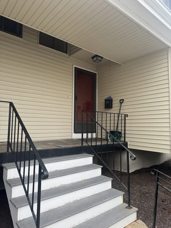 909 Pleasant St, Weymouth