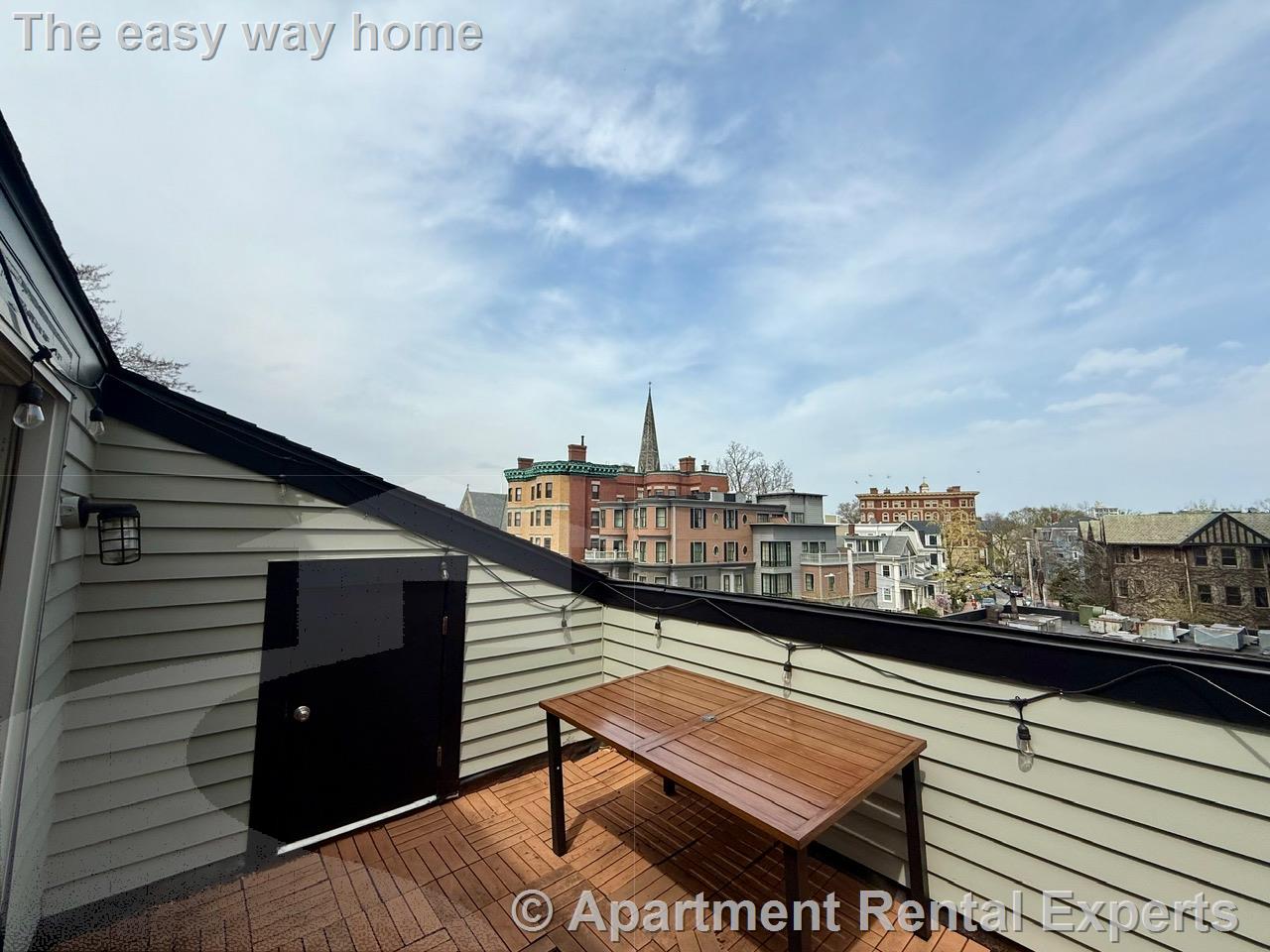 1110 Massachusetts Ave, Harvard Square