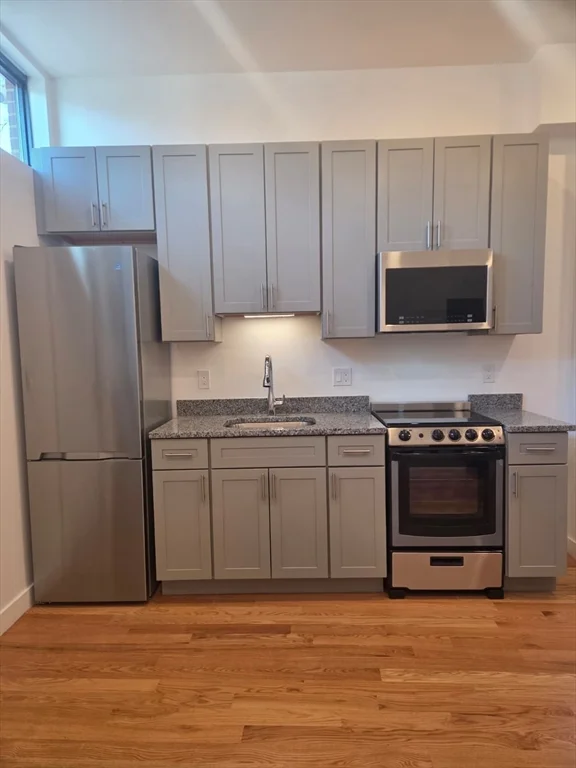 165 Hawthorne, Chelsea