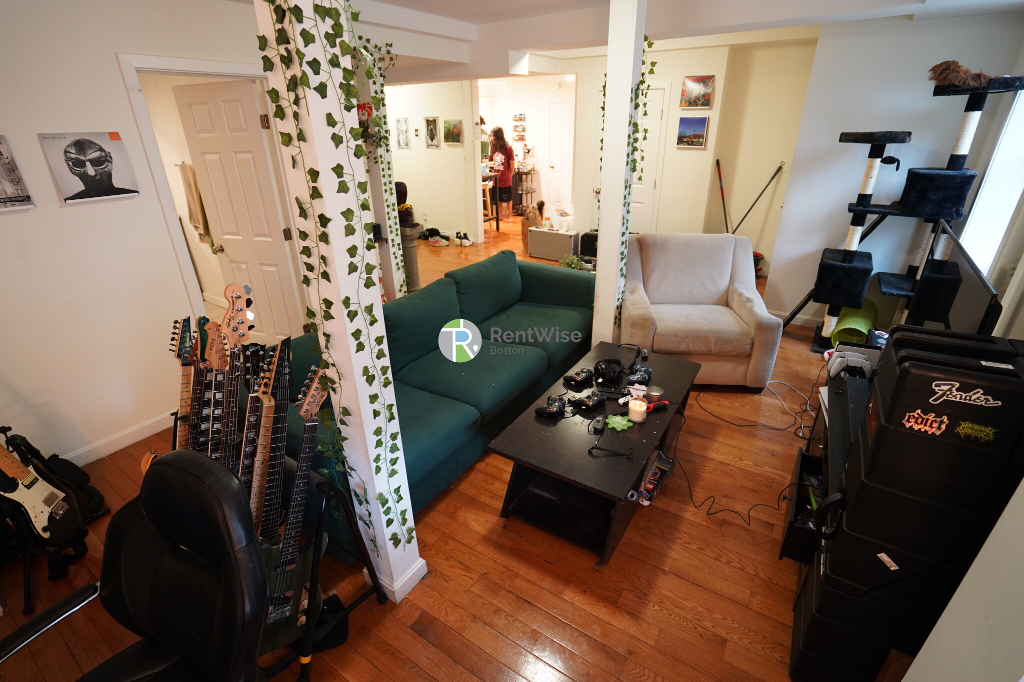 82 Brainerd Rd, Allston