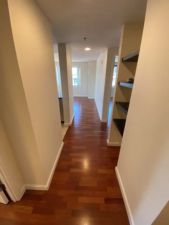 8 Museum Way, East Cambridge