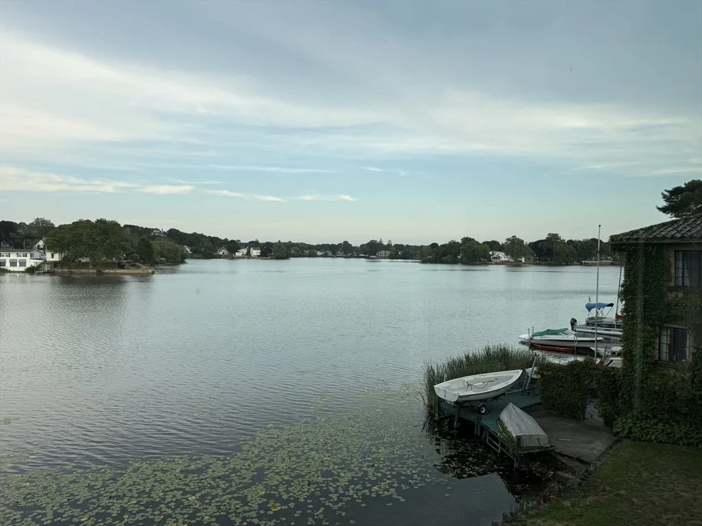 33 Sweetser Ter, Wyoma