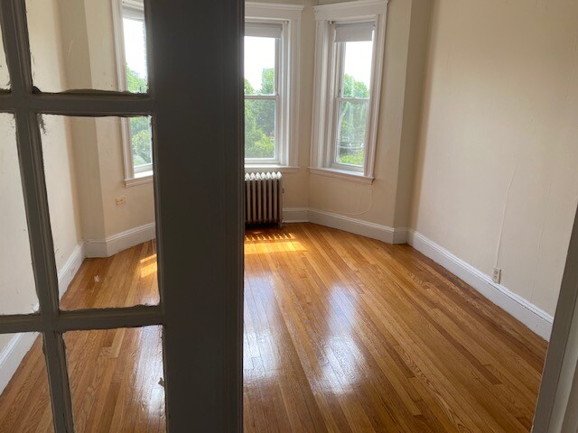 1175 Boylston St, Fenway