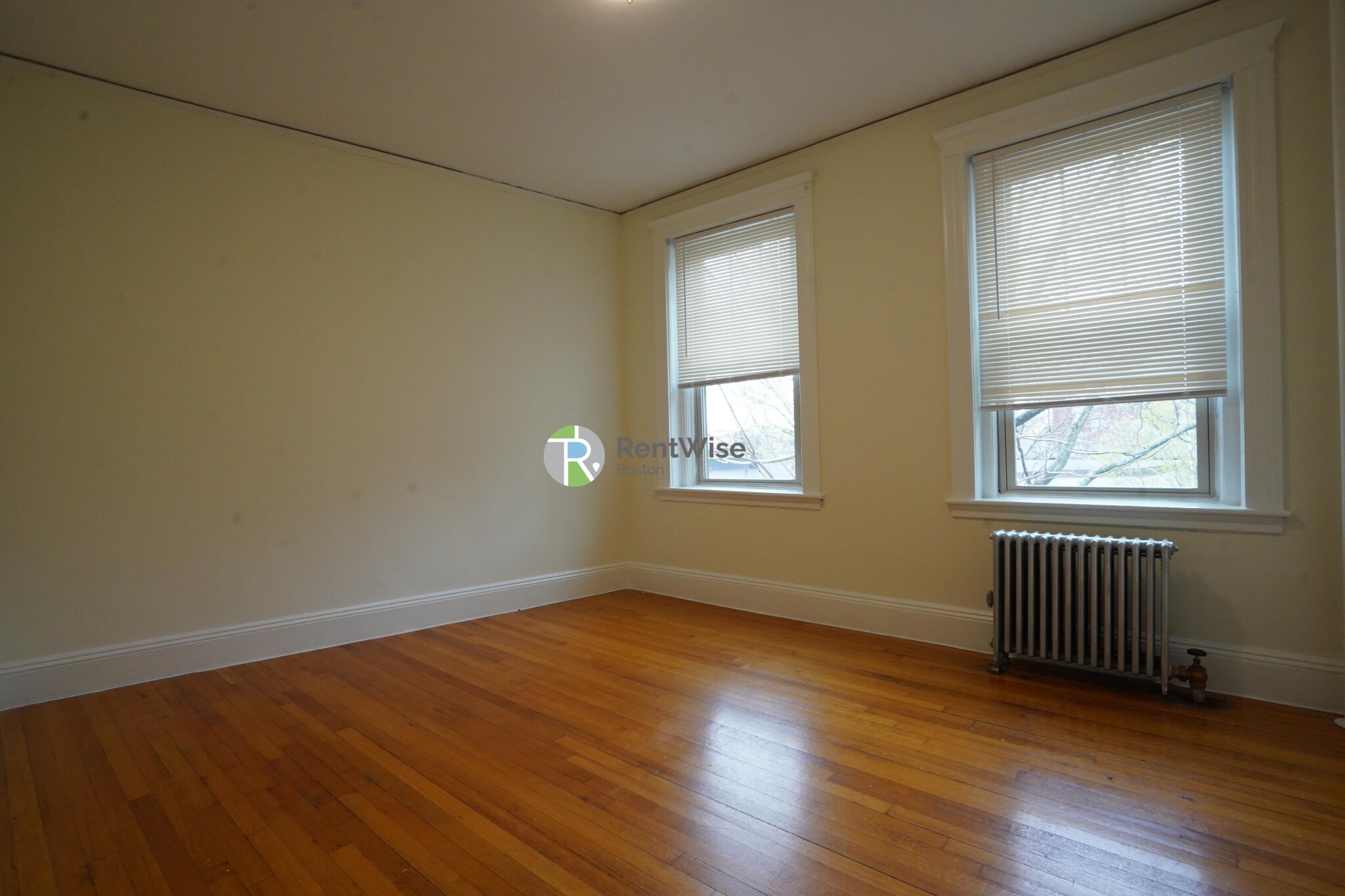 1848 Commonwealth Ave, Brighton