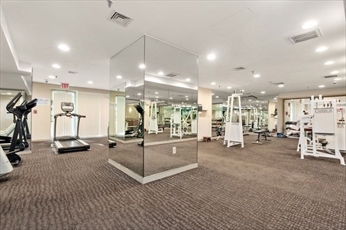 183 Oak St, Newton Upper Falls