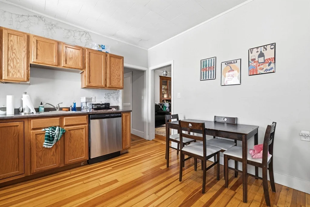 225 L St, South Boston
