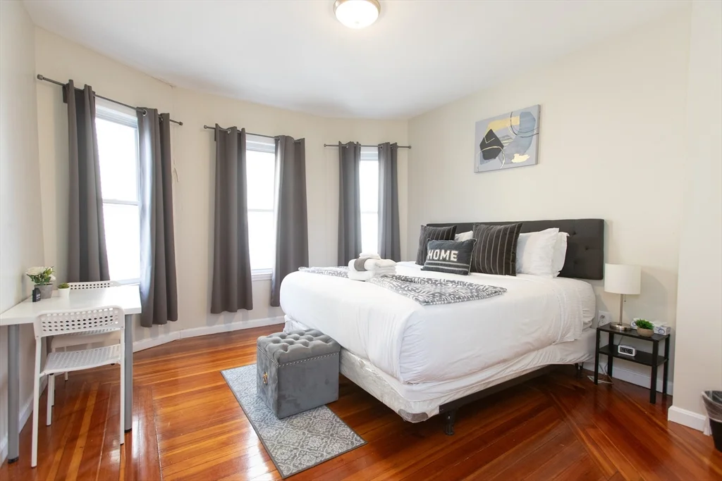 67 Dakota St, Dorchester