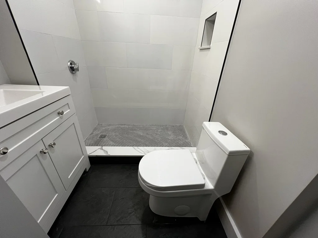 158 Holland, Teele Square