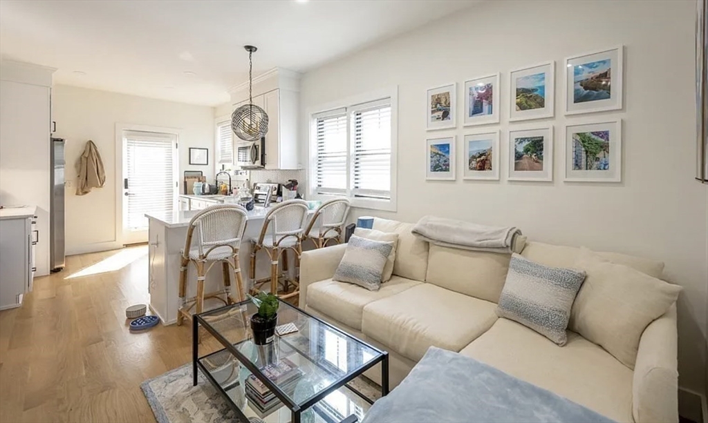 8 Viking, South Boston