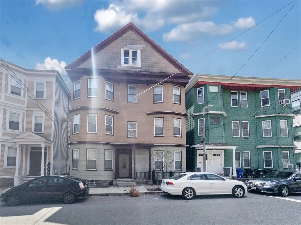 32 Fisher Ave, Roxbury