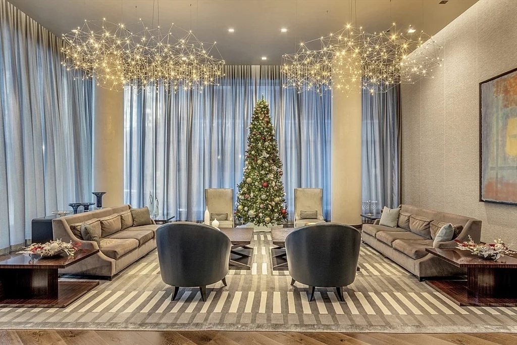 1 Franklin St, Downtown