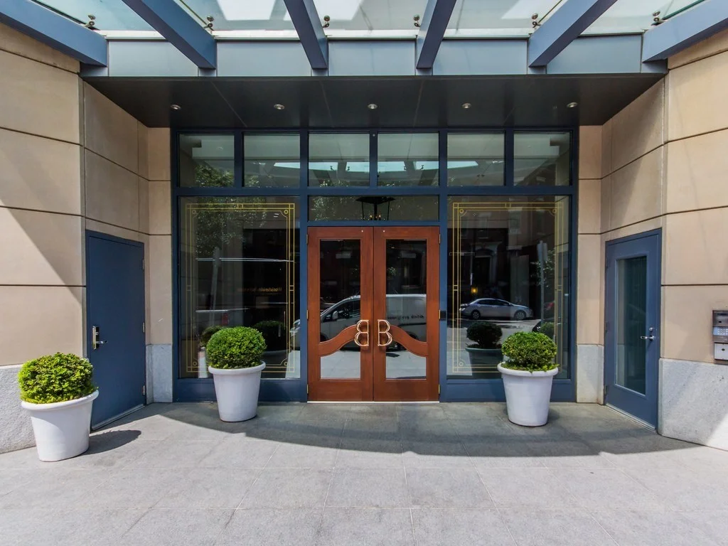 303 Columbus Ave, Back Bay