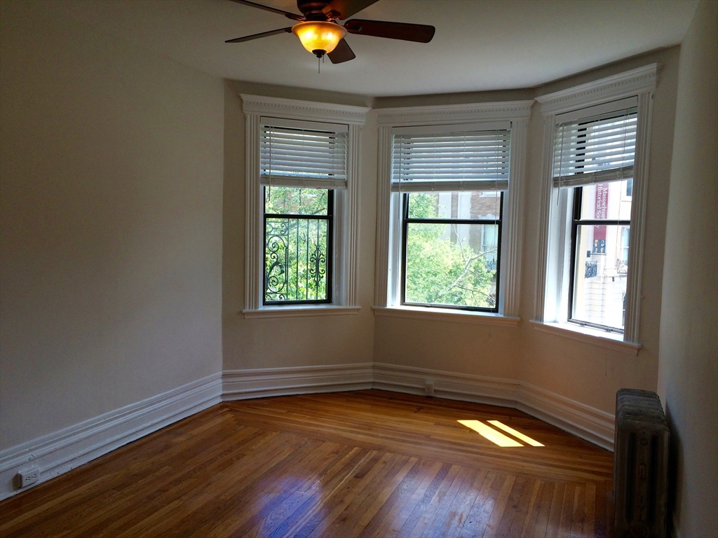 1111 Boylston St, Fenway