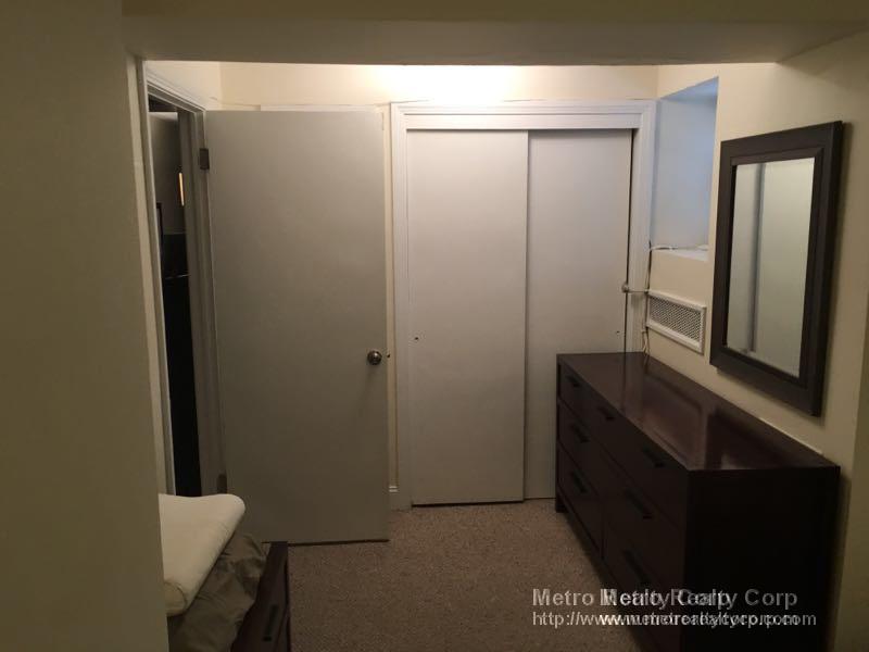 5165 Washington St, West Roxbury