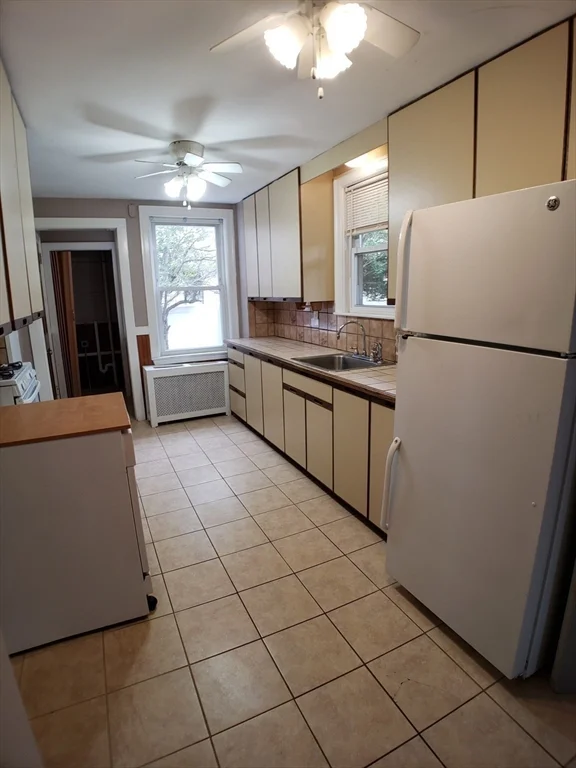 44 Sharon St, Medford