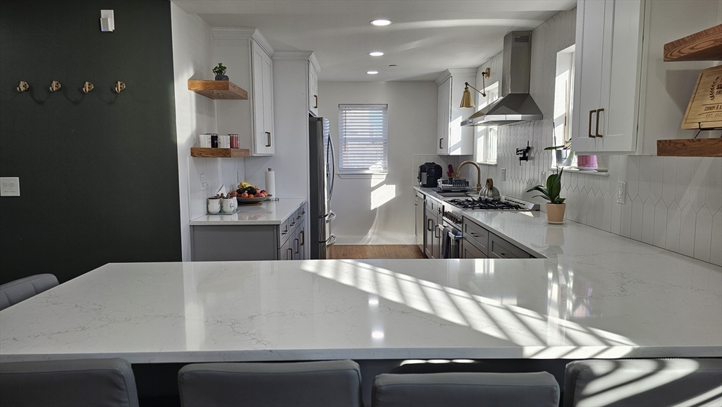 6 Alvah Kittredge Park, Roxbury