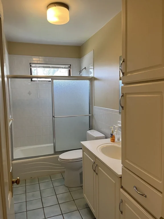 132 Riverside St, Watertown