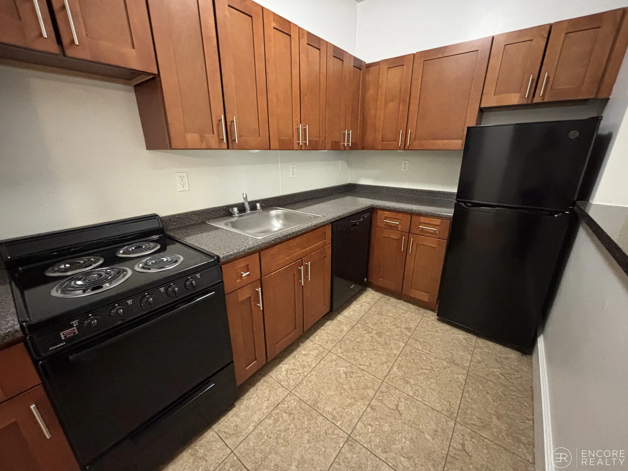 33 Lancaster Ter, Corey Hill