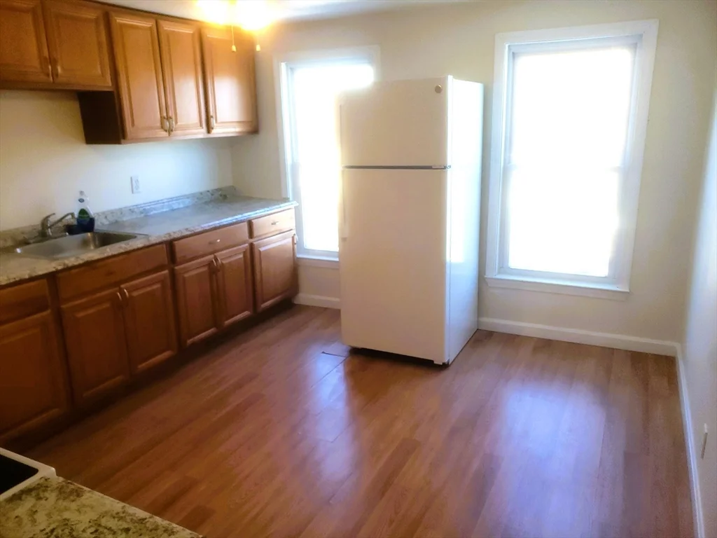 26 Arlington St, Lowell