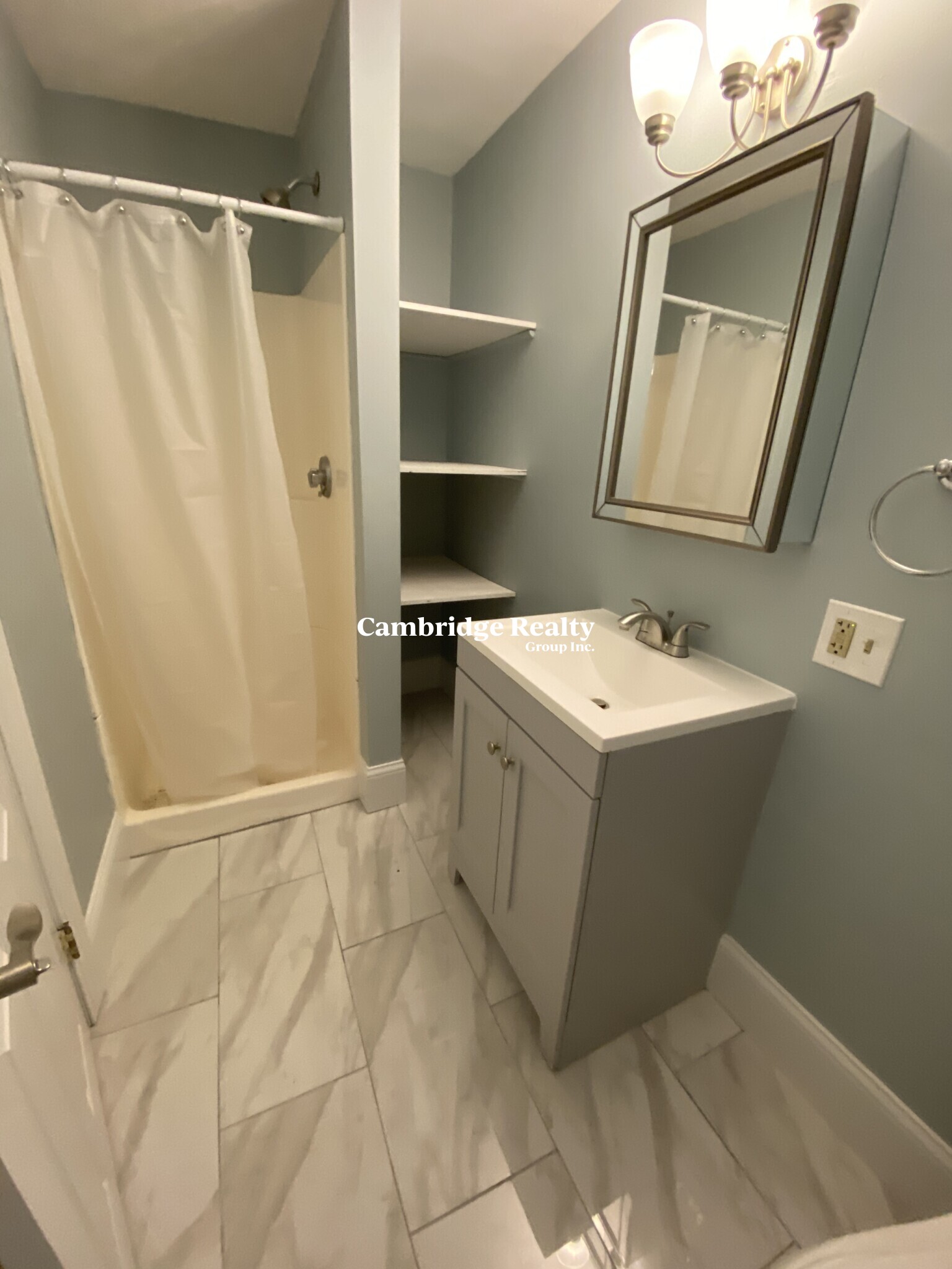 309 Highland Ave, Powder House Square