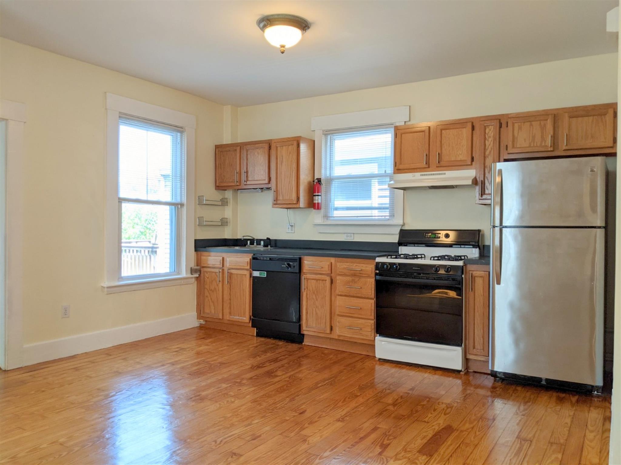 397 Washington St, Inman Square