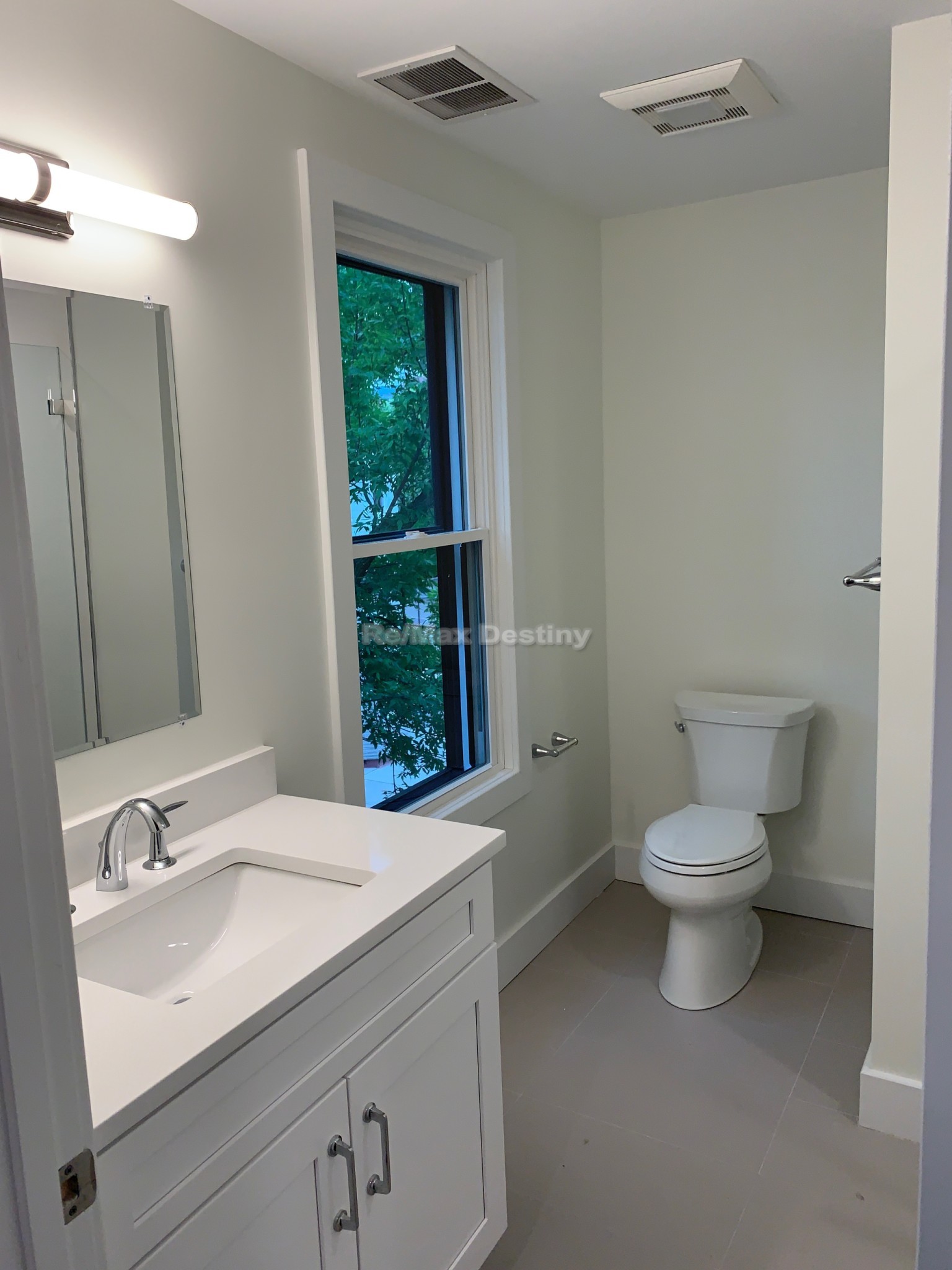 57 Hurley St, East Cambridge