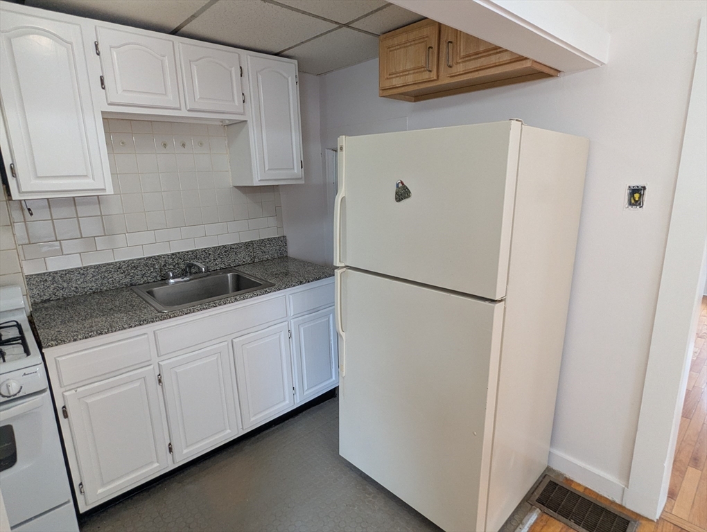 53 Archdale Rd, Roslindale