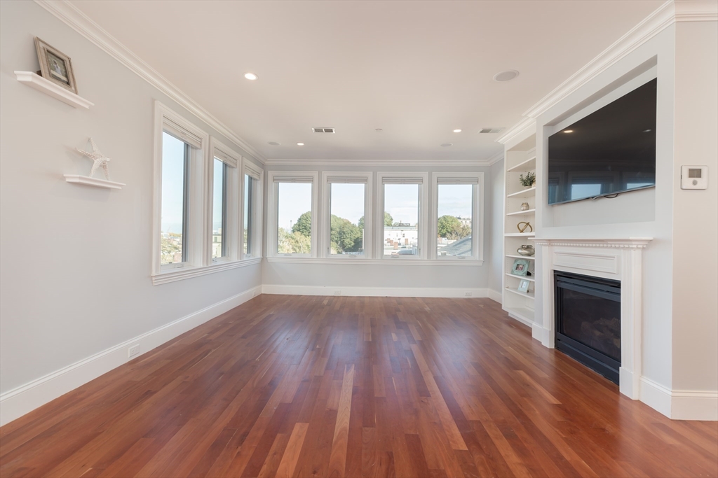 49 L St, South Boston