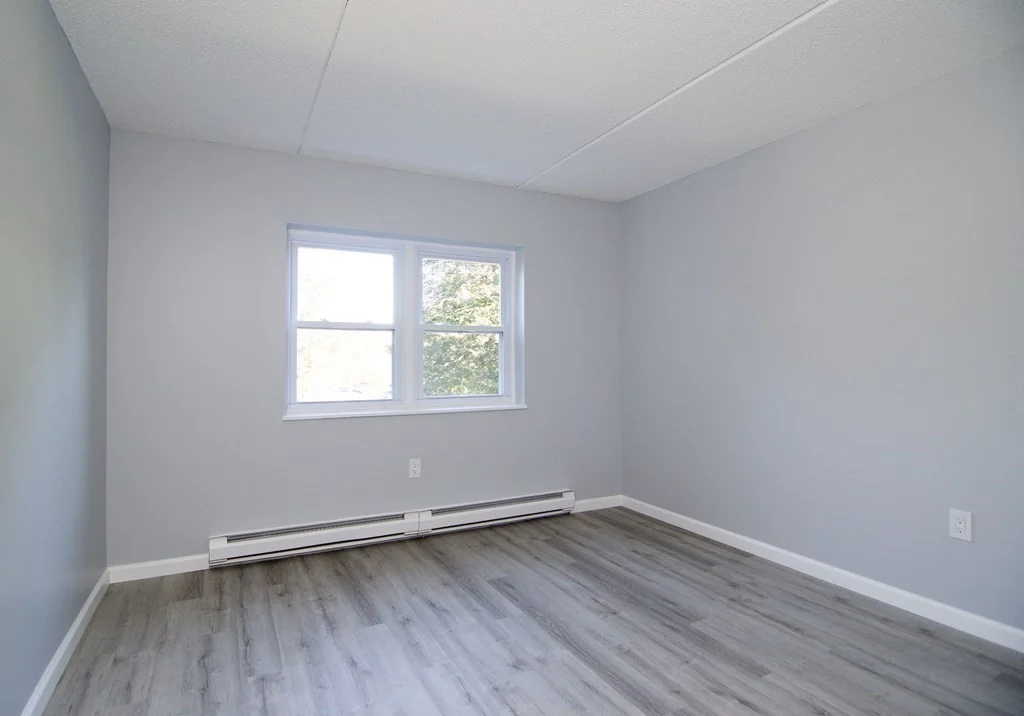 22 Maple Crest Cir, Holyoke