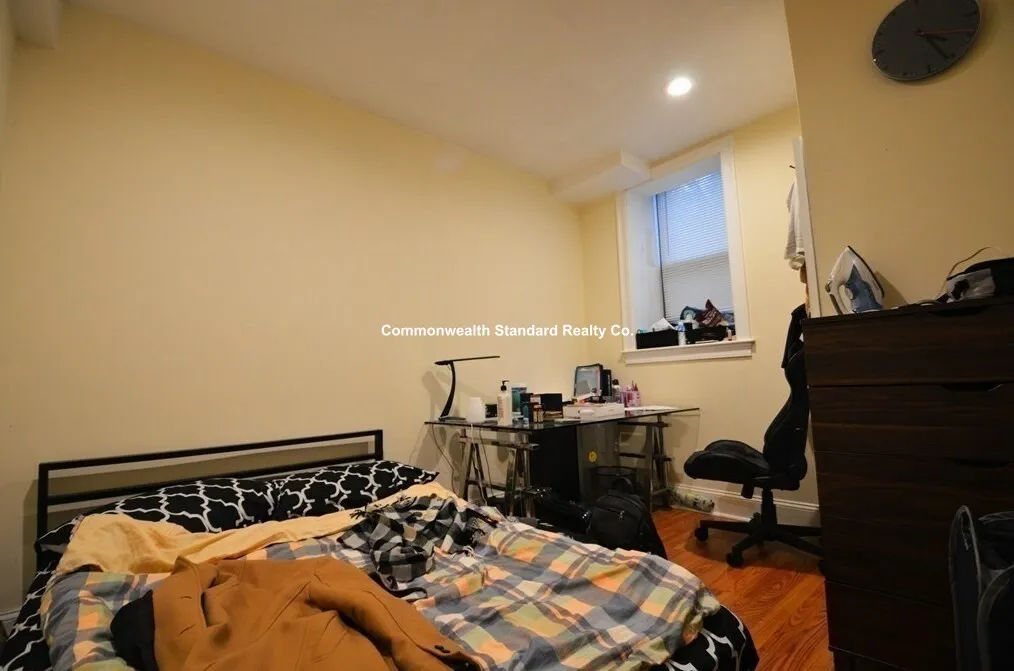 1203 Beacon St, Brookline