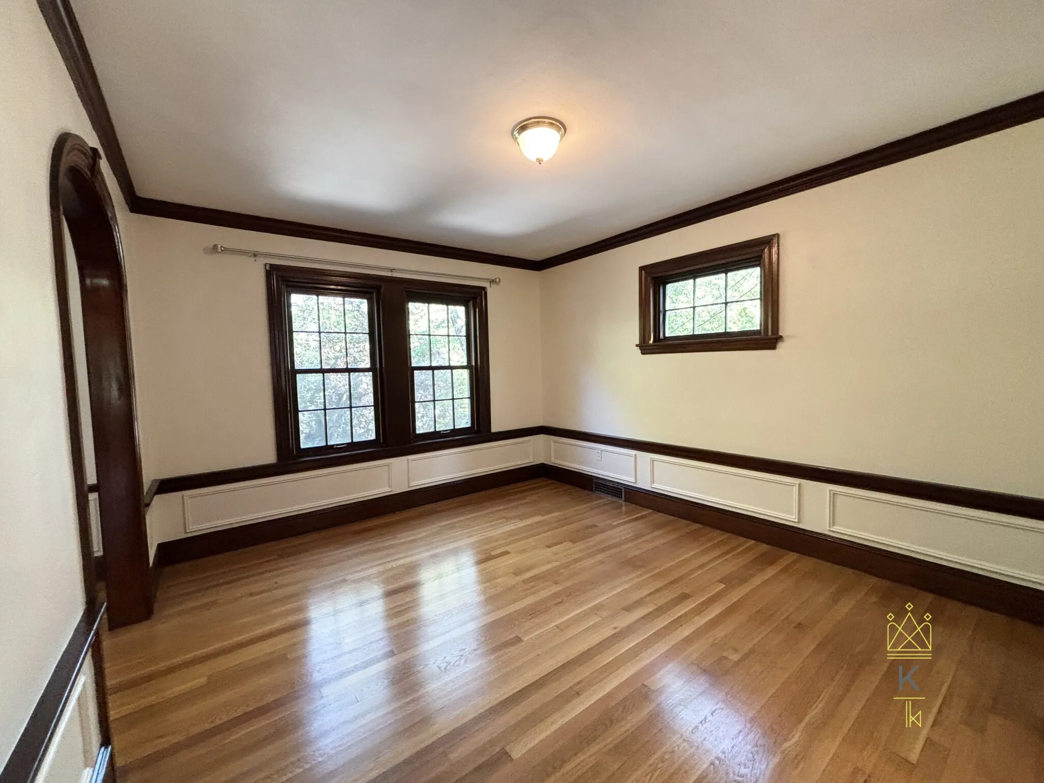 33 Clearwater Rd, Chestnut Hill