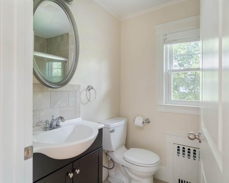 16 Chapin Rd, Newton Center