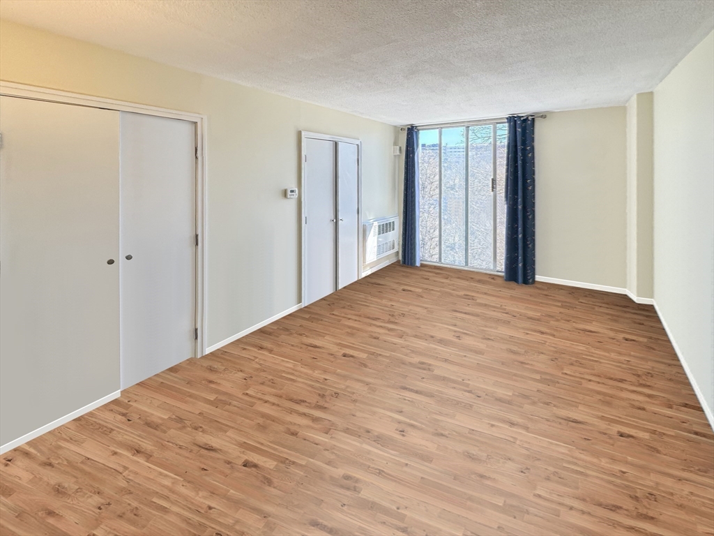 33 Pond Ave, Brookline Village