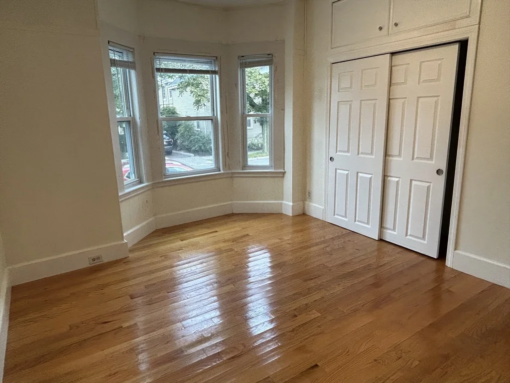 125 Spring St, Medford