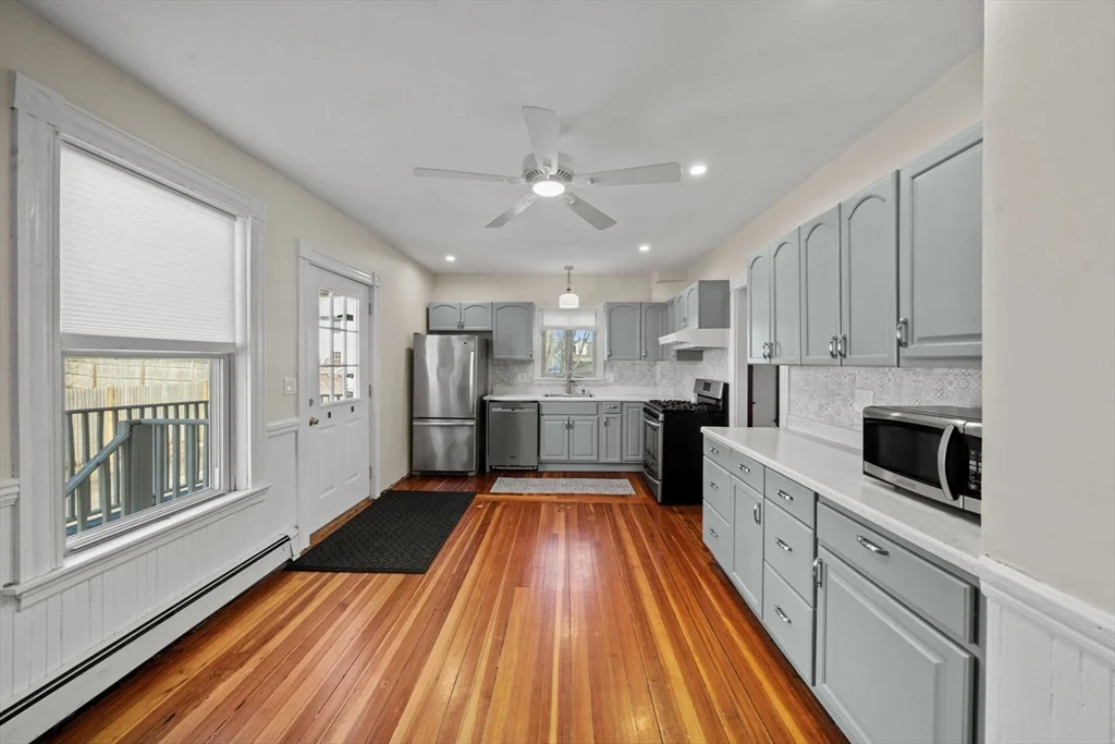 7 Sweetser Ave, Reading