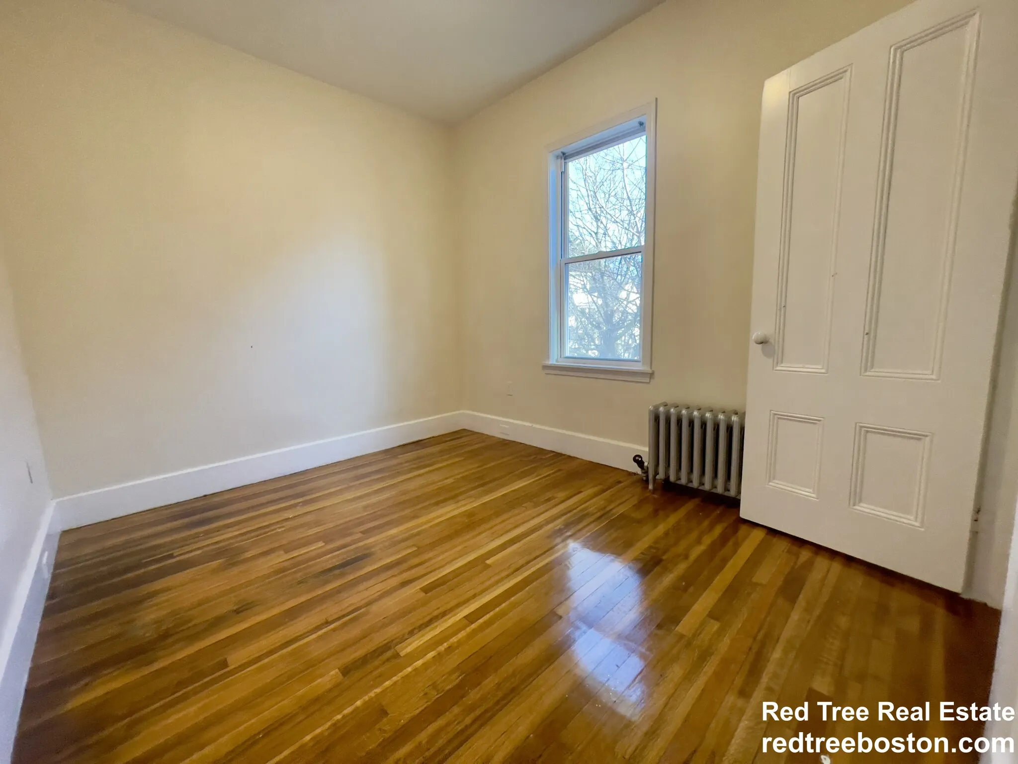 2572 Massachusetts Ave, North Cambridge