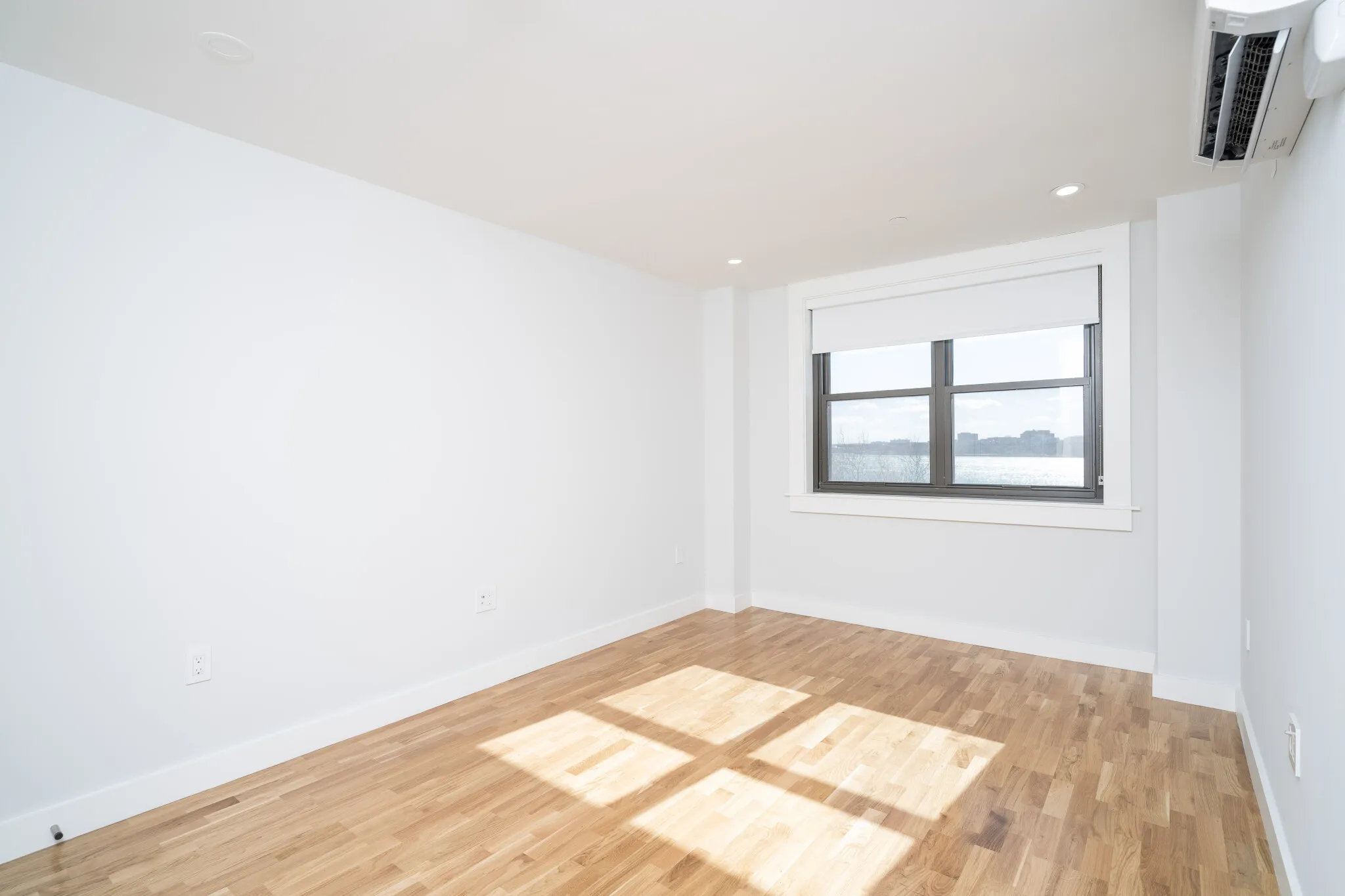 1410 Columbia Rd, South Boston