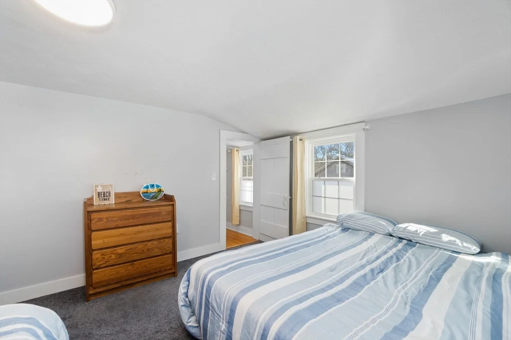 32 Woodside Ave, Wareham