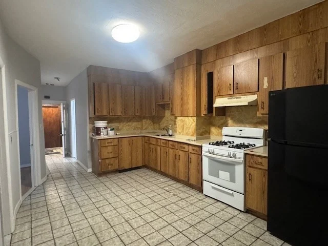 166A Chelsea St, East Boston