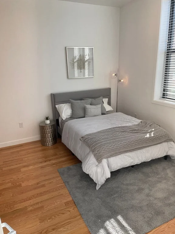 64 Market, Lynn
