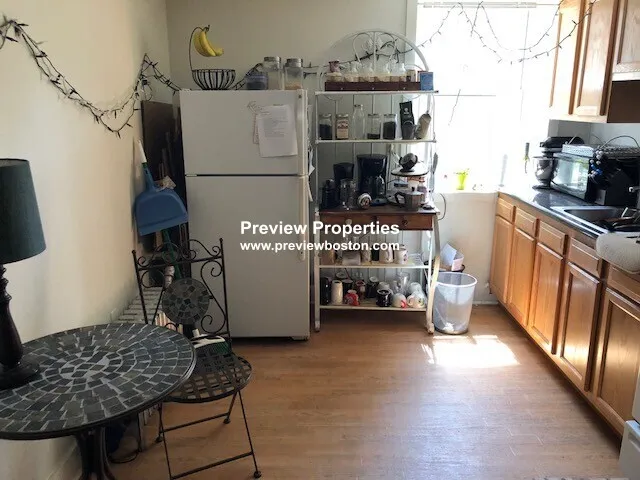 66 Chiswick Rd, Brighton