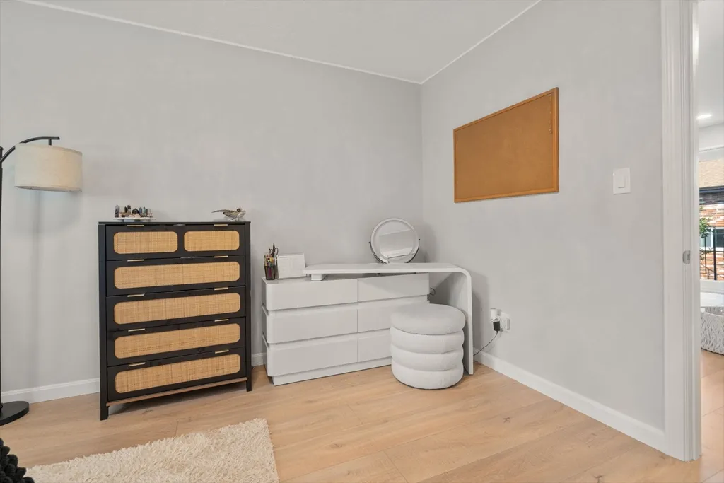 23 Westgate Rd, West Roxbury