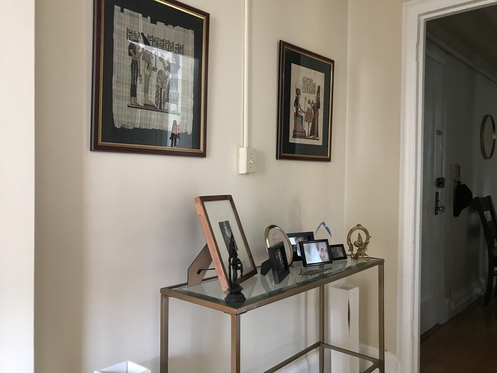 1450 Beacon St, Corey Hill