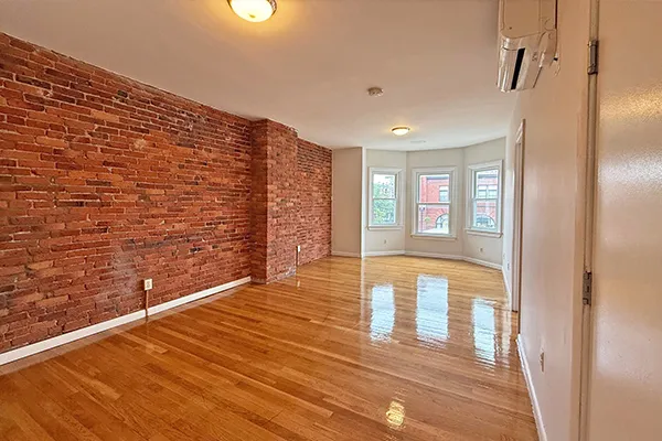 162 Broadway, East Somerville