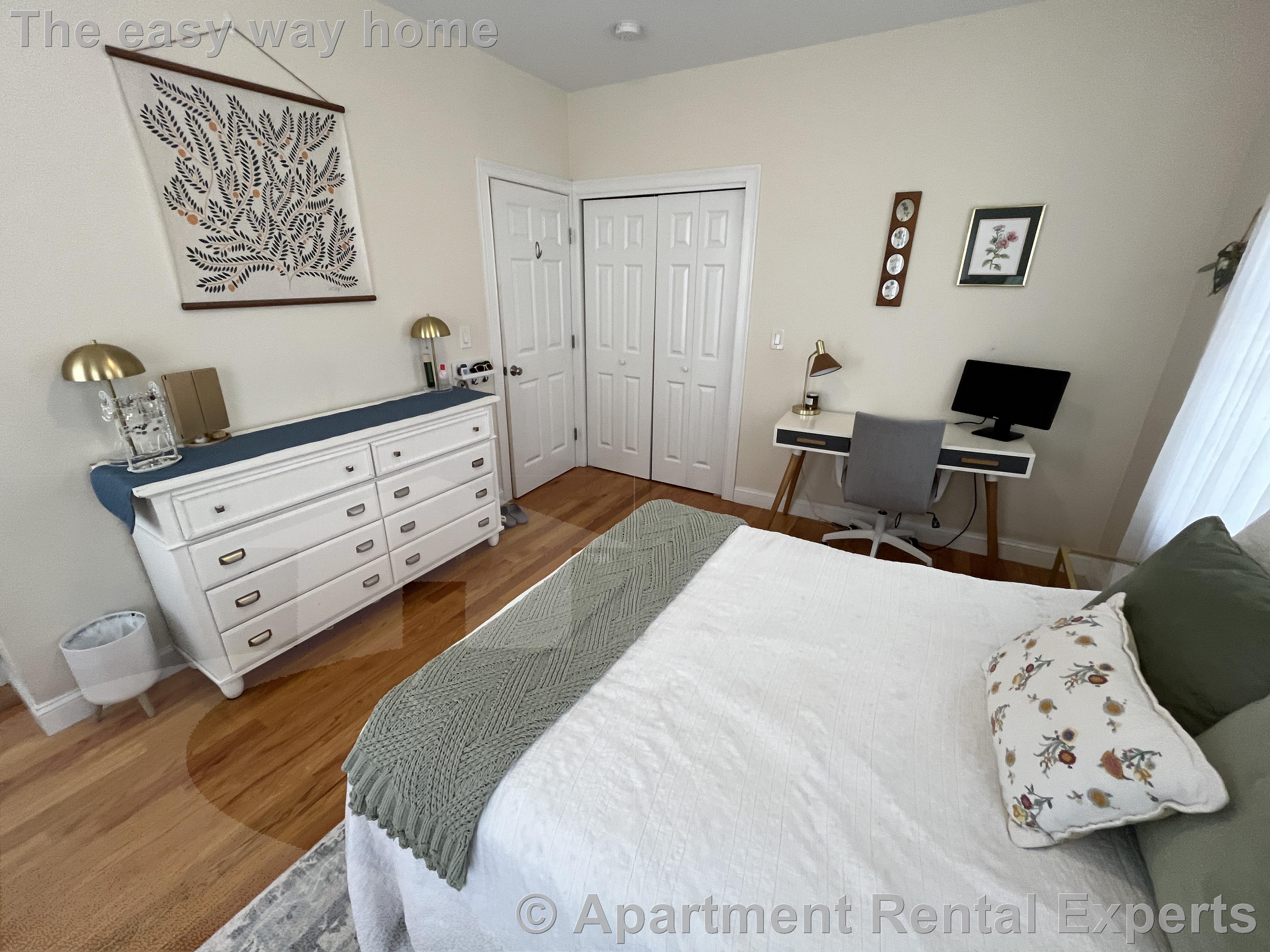 14 Flint St, East Somerville