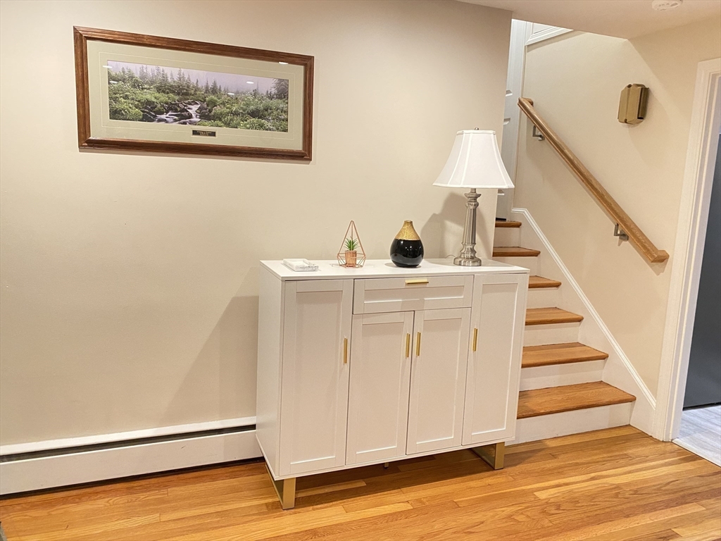 15 Winchester Dr, Lexington